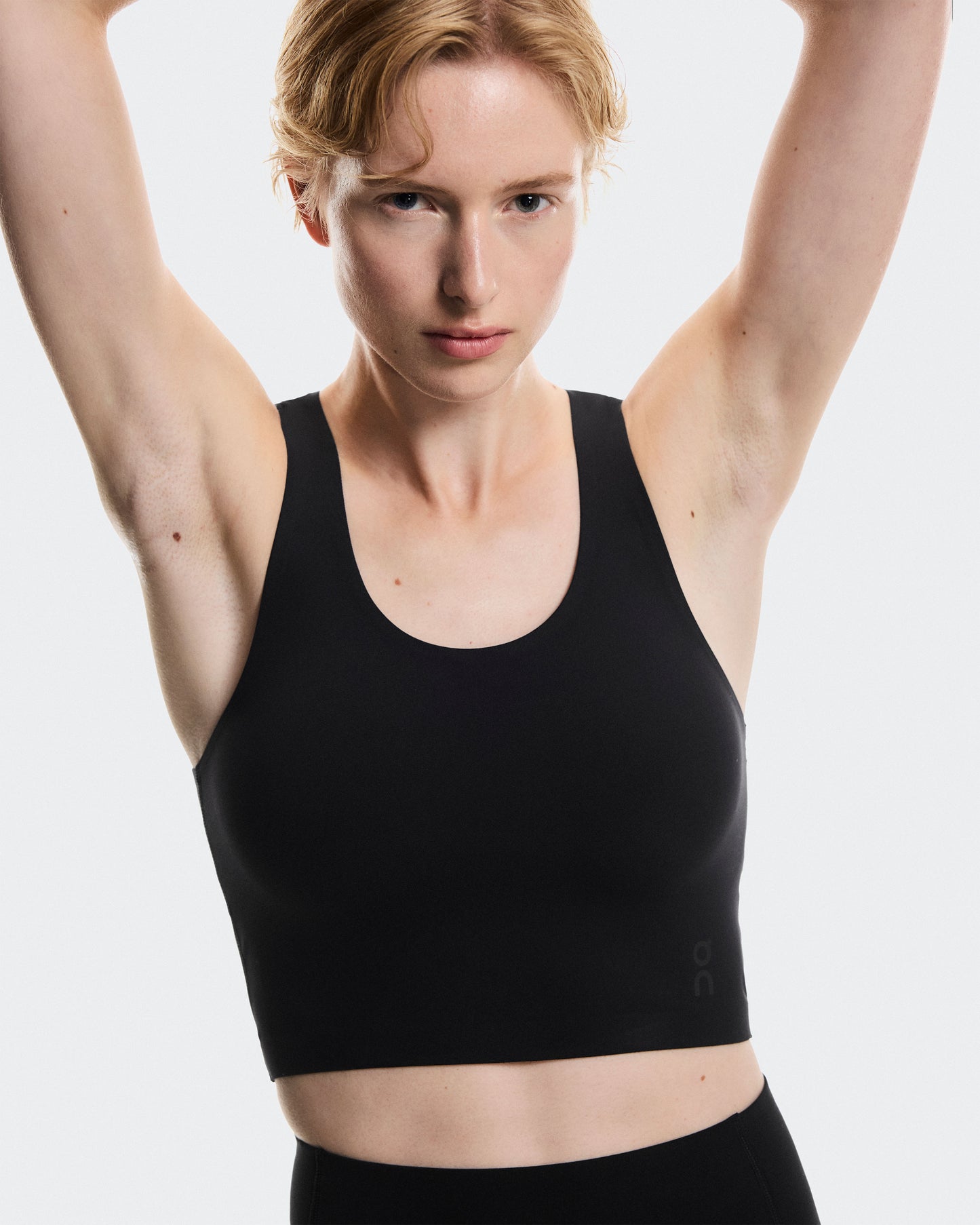 Women's Studio Open Back Crop Black - US 4632