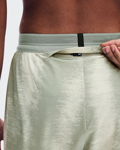 Women's Performance Shorts Terra Seedling | Tin - US 4116