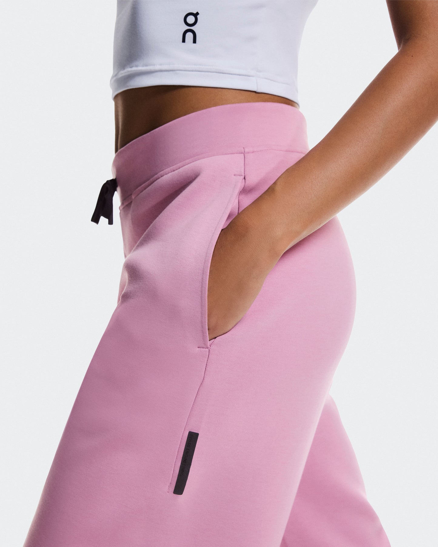 Women's Focus Tech Sweatpants Sakura - US 2761
